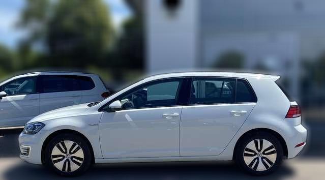 Volkswagen Golf e-Golf WÄRMEPUMPE+CCS+NAVI+LED+APP-CONNECT