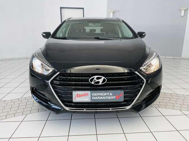 Hyundai i40 cw 1.6 blue Trend Navi Kamera Sitzheizung